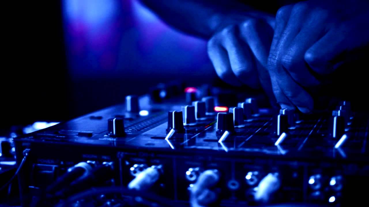 bar_dj_17